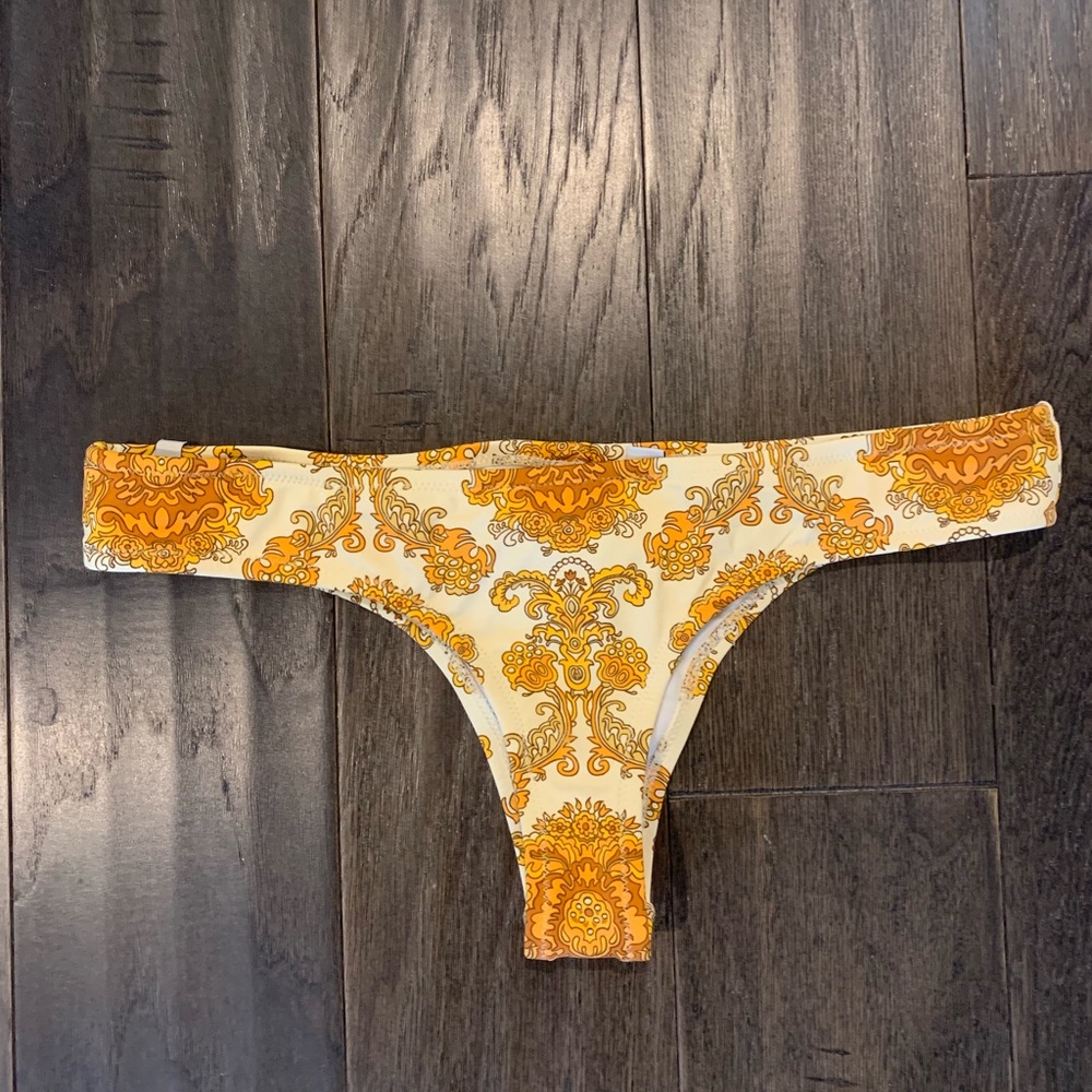 Rhythm cheeky paisley bottom
